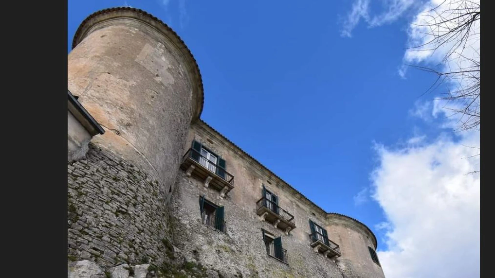 Macchiagodena: l’economista Carlo Cottarelli presentera’ il suo nuovo libro al castello. Iniziativa nell’ambito dell’evento “Genius-Loci-Portami un libro e ti regalo l’anima”.